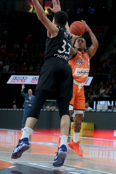 歐足聯官宣亞爾莫連科當選全場MVP.